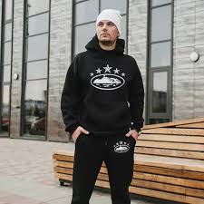 Corteiz Tracksuit: Where Streetwear Meets Confidence